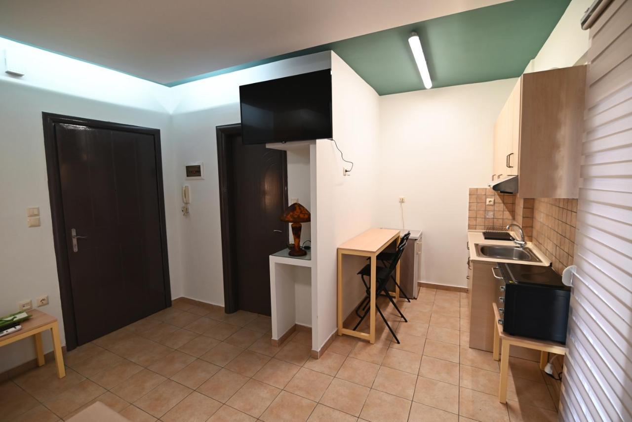 The Whole Packet Β3 Center With Parking Apartment Larissa Luaran gambar